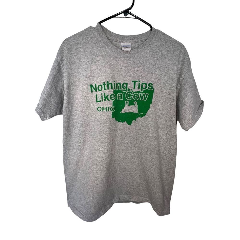 Gildan Grey Funny Ohio Cow Tipping Graphic Short Sleeve T-Shirt